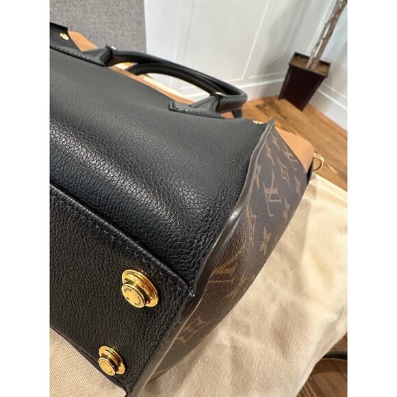 Louis Vuitton On My Side MM Noir Bag - Picture 10 of 16